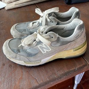 Womens size 8-1/2 new balance 992